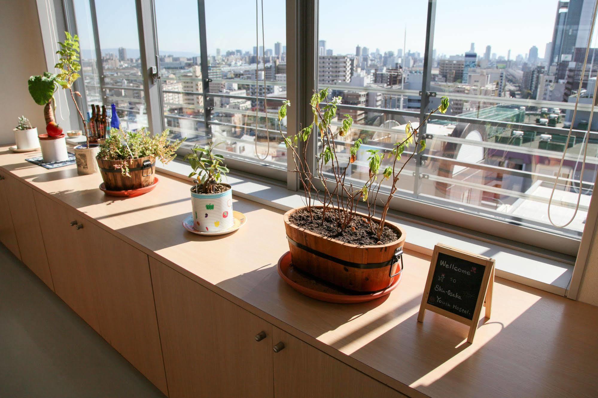 Shin-Osaka Youth Hostel Luaran gambar