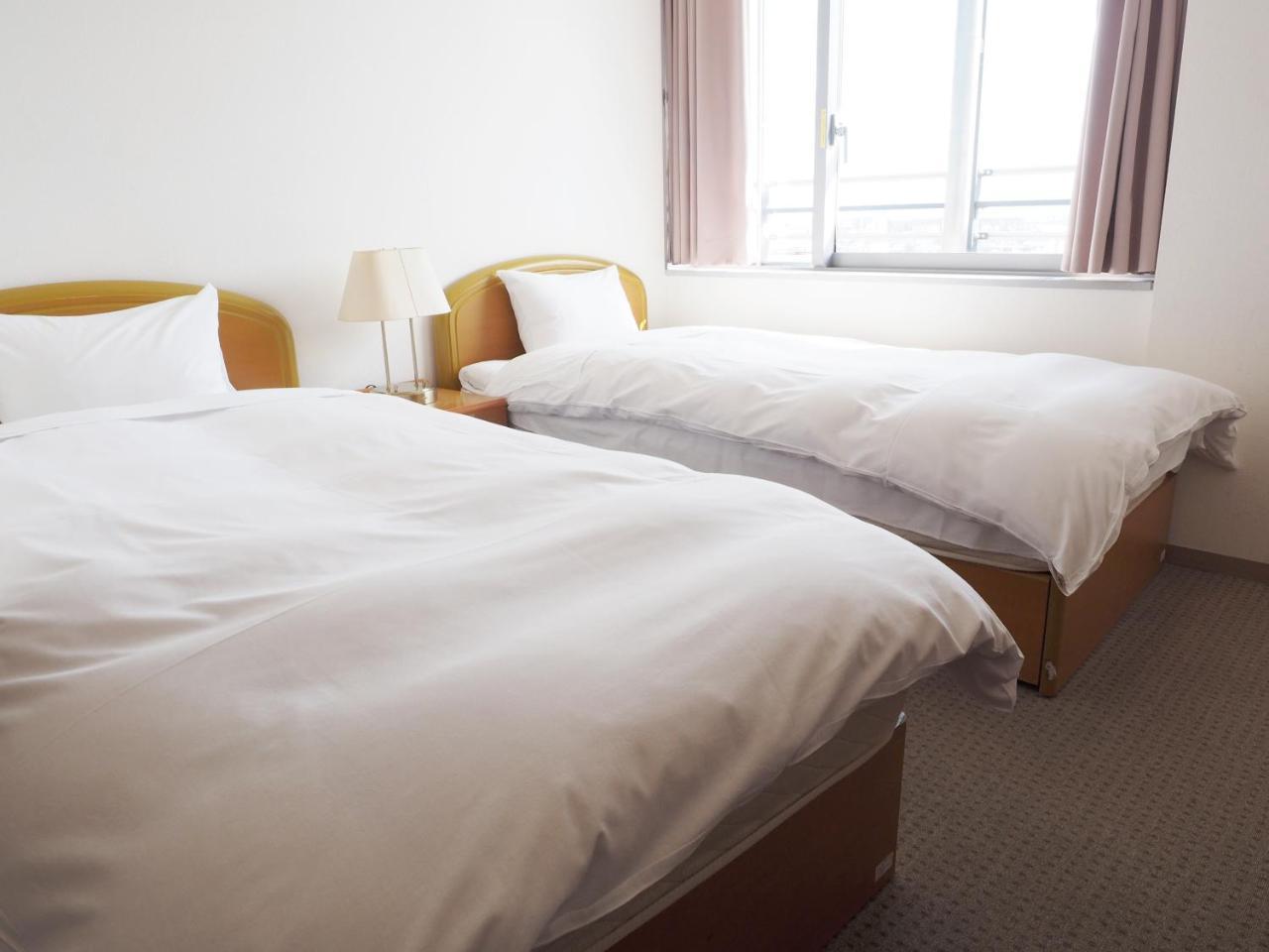 Shin-Osaka Youth Hostel Luaran gambar